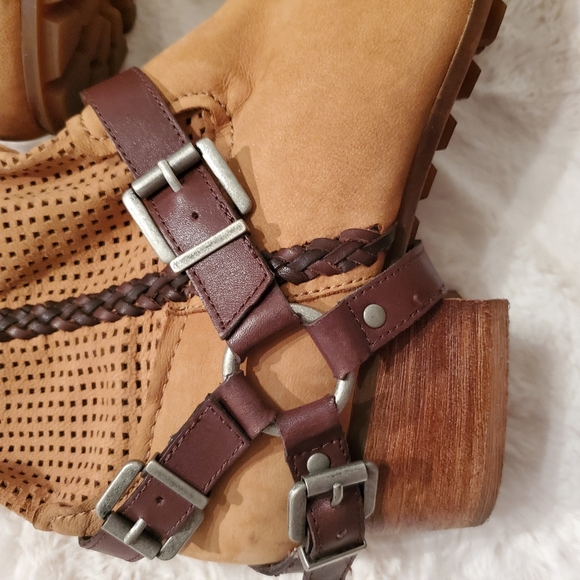 BACIO 61 Boots - Picture 2 of 9